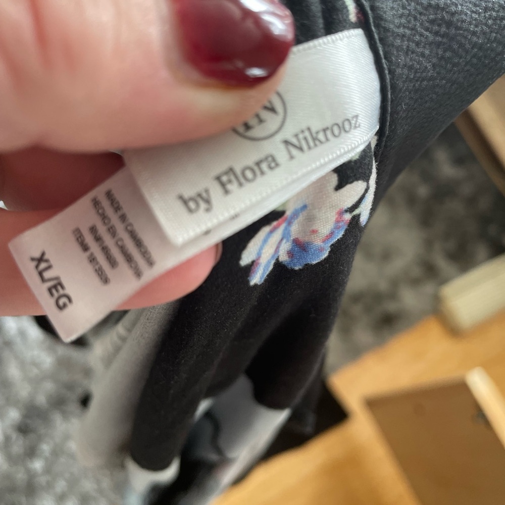 Flora Nikrooz Black and White Floral Robe
